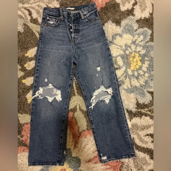 Levi's High Rise Distressed Blue Jeans - Picture 1 of 5
